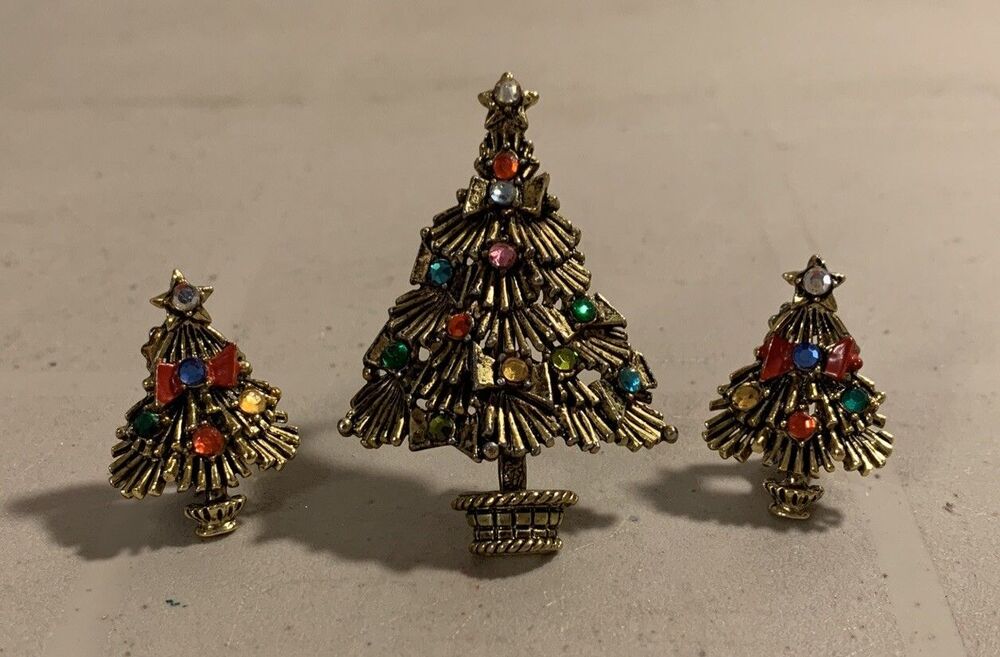 Vintage Hollycraft Christmas Tree Brooch Earrings Set Colorful Rhinestones